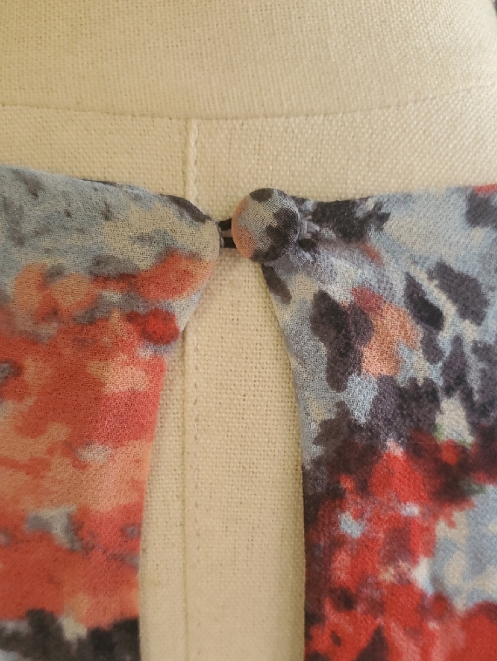 cinq a sept Floral Abstract V-Neck Ruffle Long Sleeve Top - Coral, Green, Gray - Picture 8 of 16